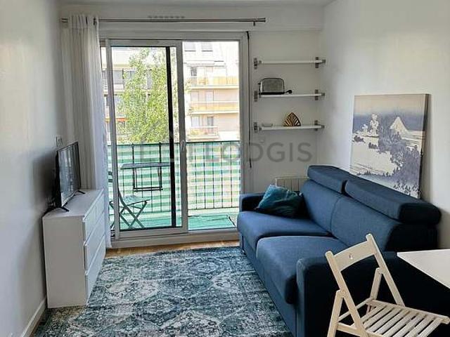 Studio meublé avec terrasse et ascenseur Gambetta Paris 20°