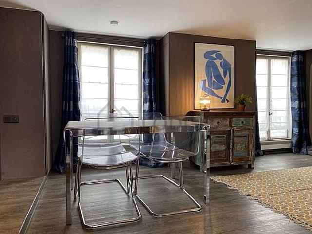 Studio meublé avec terrasse et ascenseur Grands Magasins Paris 9°