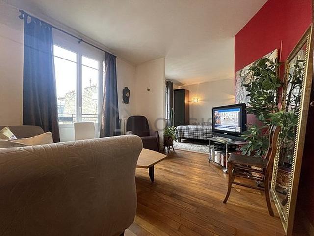Studio meublé avec terrasse et ascenseur La Villette Paris 19°