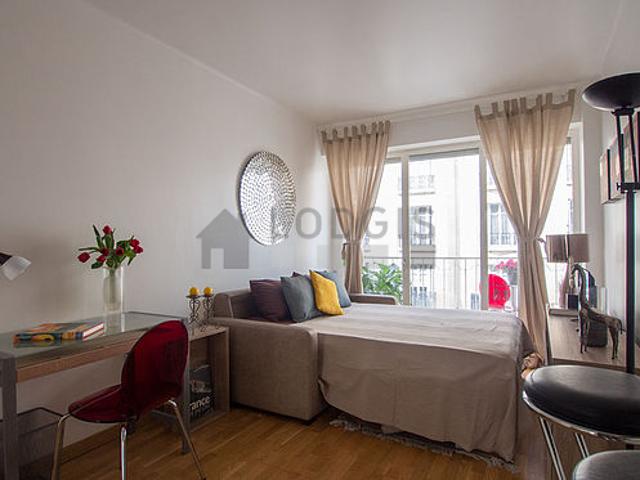 Studio meublé avec terrasse et ascenseur Paris 16°