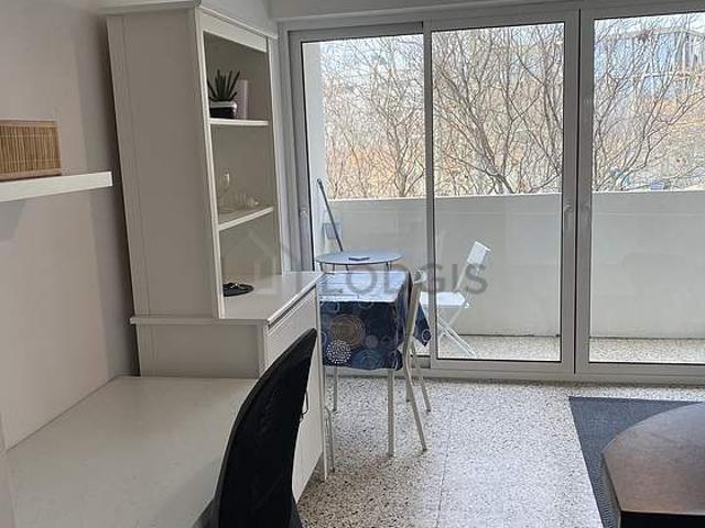 Studio meublé avec terrasse et ascenseur Aix En Provence 13090