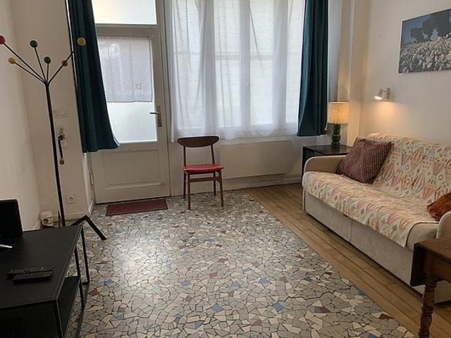 Studio meublé avec terrasse Montmartre Paris 18°