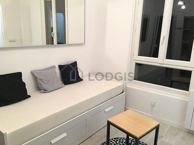 Studio meublé avec terrasse Saint Denis 93200