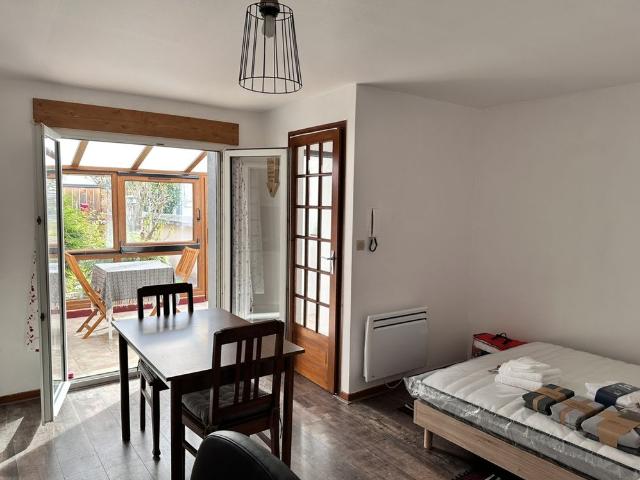 Studio meublé avec véranda rue Victor Prouvé