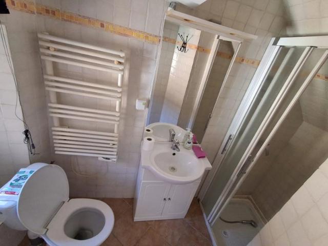 Studio meublé à louer