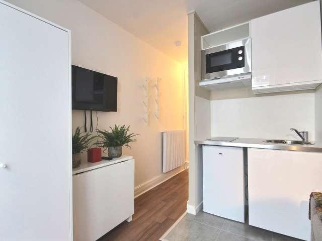 Studio meublé à louer 17 m² Tour Eiffel Paris