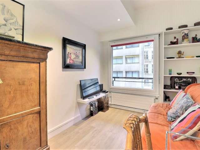 Studio meublé à louer 18 m² Alma Marceau Paris
