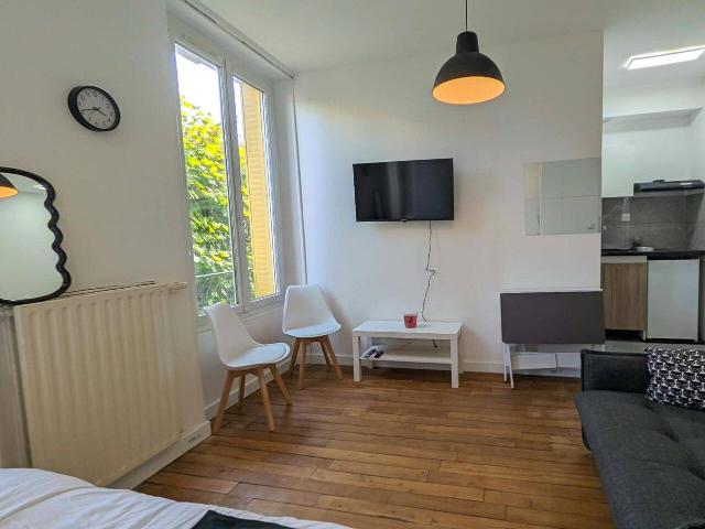 Studio meublé à louer