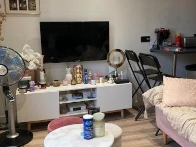 Studio meublé à louer