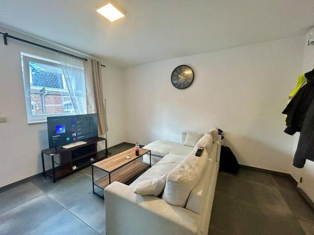 Studio meublé à louer à quelques pas de la gare de Namur