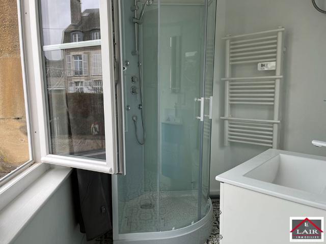 Studio meublé à louer à Sées Réf S15388