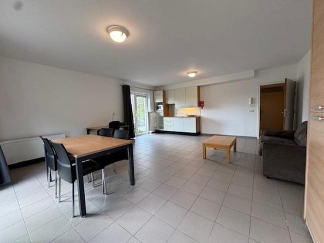Studio meublé à louer au cœur de Louvain la Neuve !
