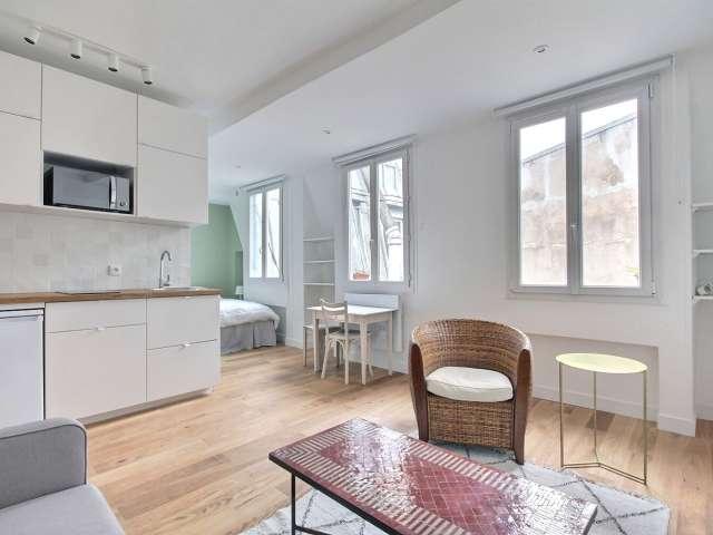 Studio meublé à louer en alcôve 28 m² Montorgueil Paris