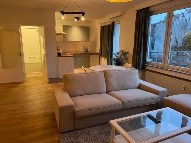 Studio Meublé à louer, Etterbeek Germoir