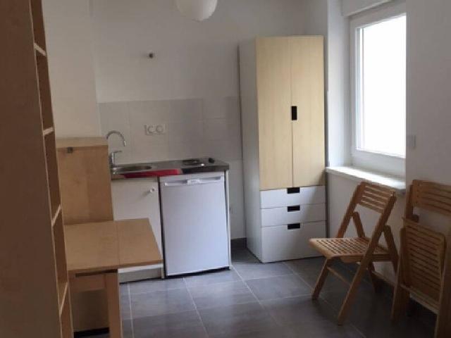Studio meublé à louer impasse de la pie 19.12m² 556€ CC