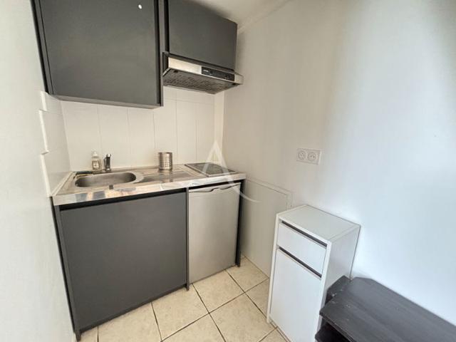 STUDIO MEUBLE BAIL ETUDIANT 9 MOIS