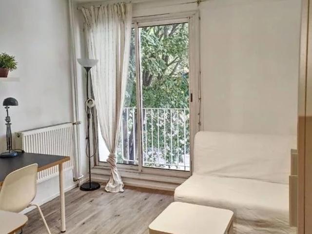 STUDIO MEUBLE + balcon quartier Saint Agne