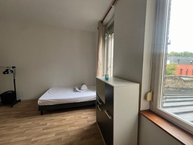 STUDIO MEUBLÉ CENTRE VILLE AMIENS