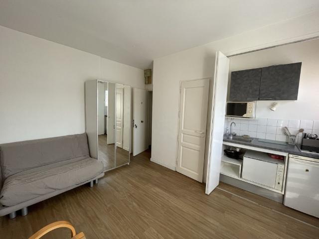 STUDIO MEUBLÉ CENTRE VILLE AMIENS