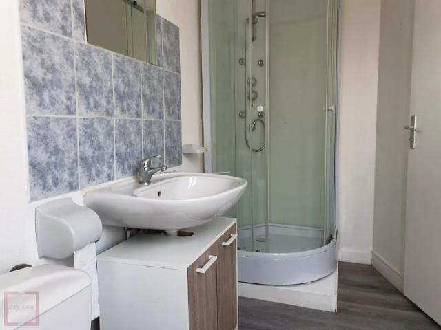 Studio meuble coeur de ville