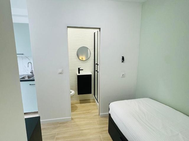 ️ Studio meublé cosy – Paris ✨, Paris Amsterdam Apartments for Rent