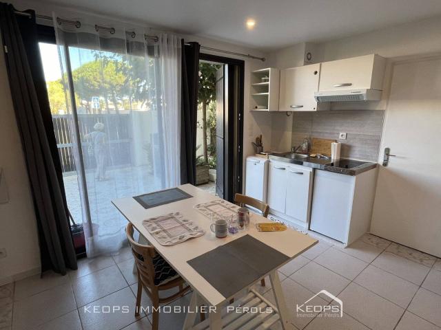 Studio meublé dans maison avec jardin au centre de Pérols