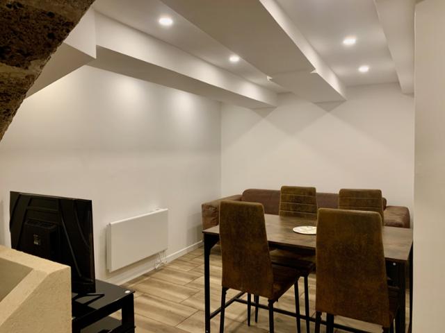 Studio meublé de charme 25 m2 avec espace nuit indépendant