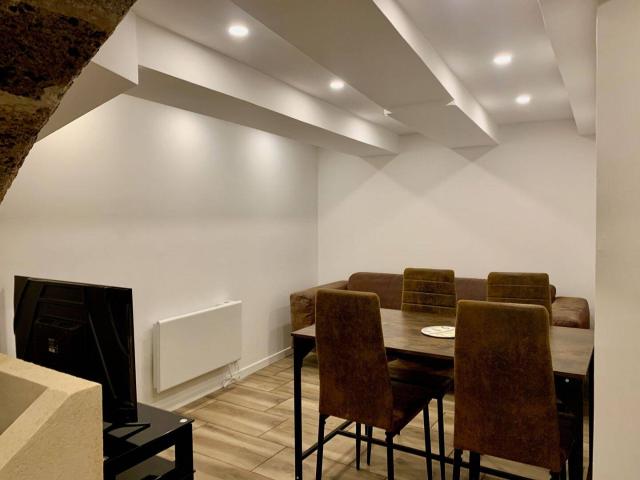 Studio meublé de charme 25 m² avec espace nuit indépendant – Cen
