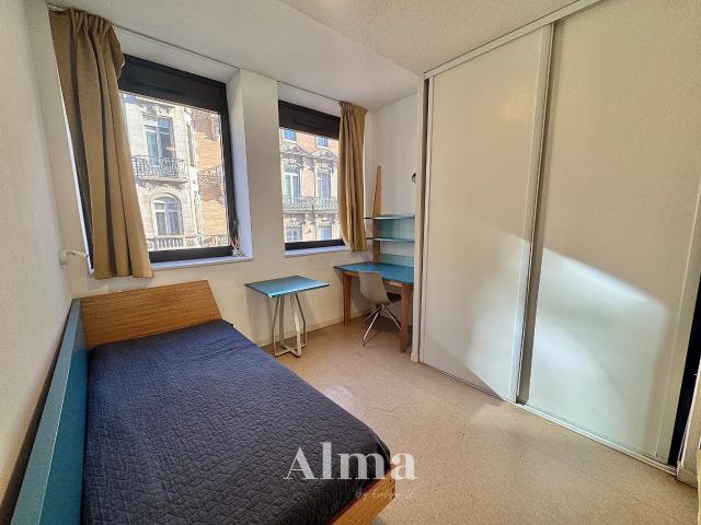 Studio meublé de 18 m2 en résidence étudiante, Carmes 31000