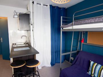 Studio meublé de 18,11 m2 Quartier Arceaux, Parking