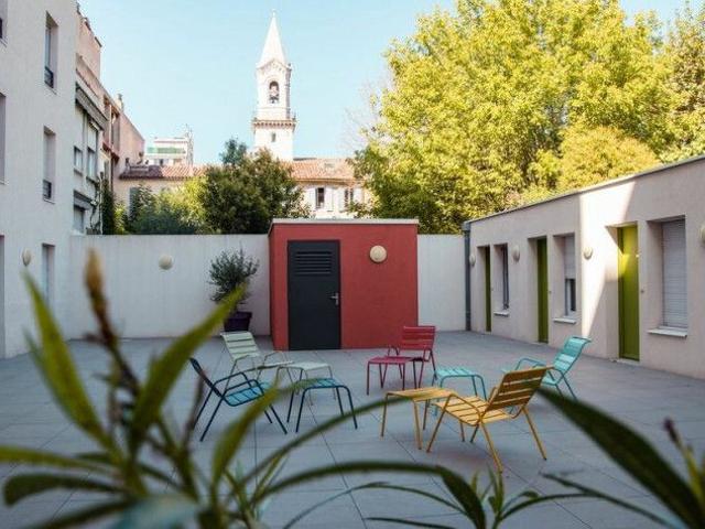 Studio meublé de 19 à 25 m²