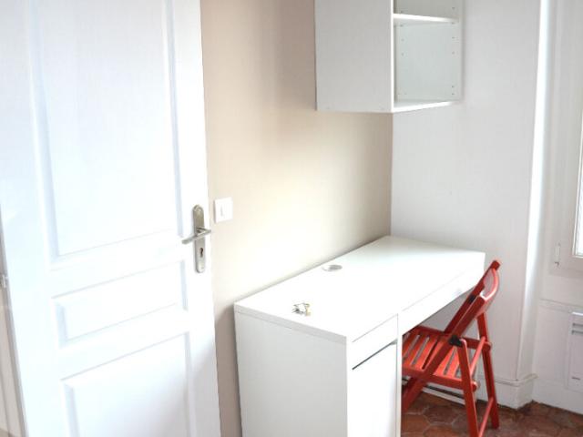 studio meublé de 13 m² ORSAY LE GUICHET