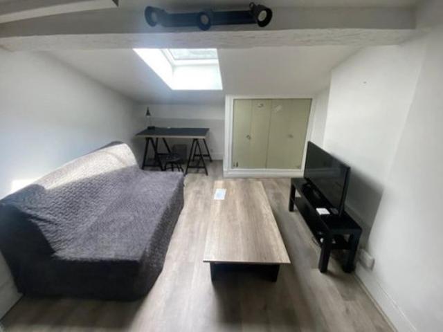 Studio meublé de 24 m² a HYPERCENTRE