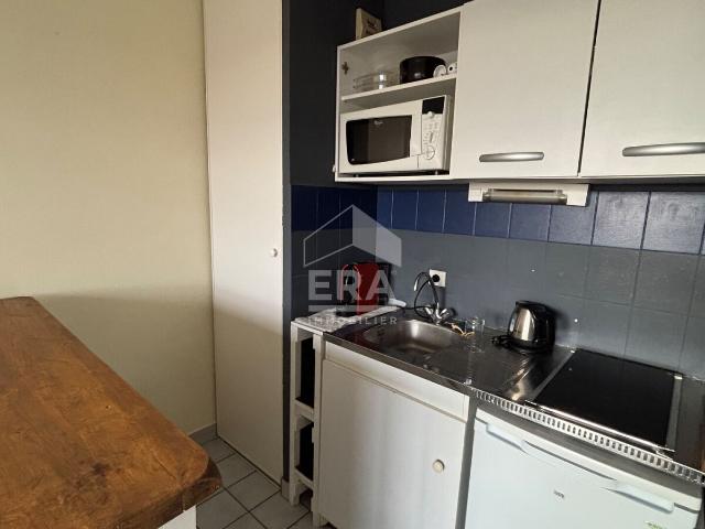 STUDIO MEUBLÉ DE 26M2 RUE JEANREVEL