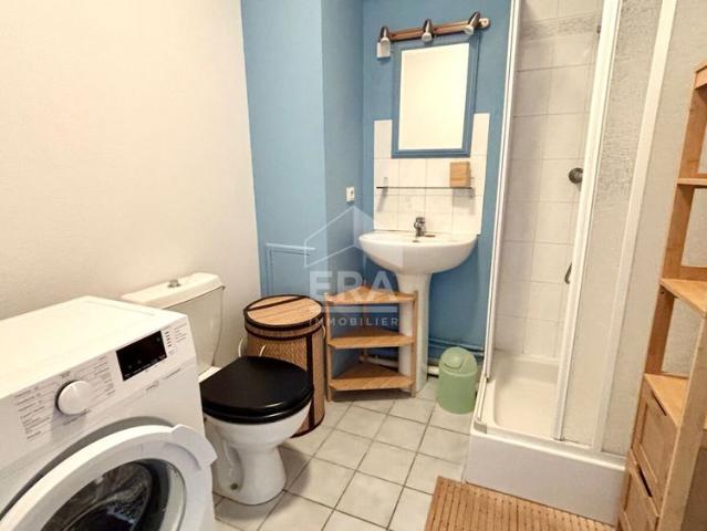 STUDIO MEUBLÉ DE 26M2 RUE JEANREVEL