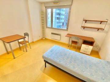 STUDIO MEUBLÉ DE 20.83 M²