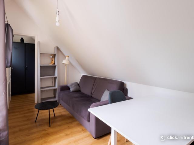 Studio meublé disponible à la location