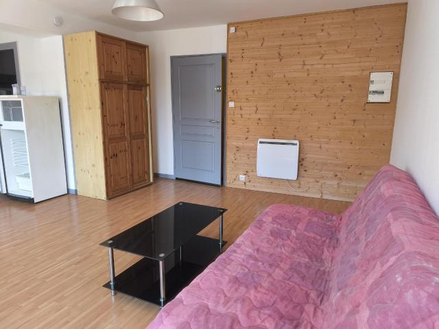 STUDIO MEUBLE ET EQUIPE