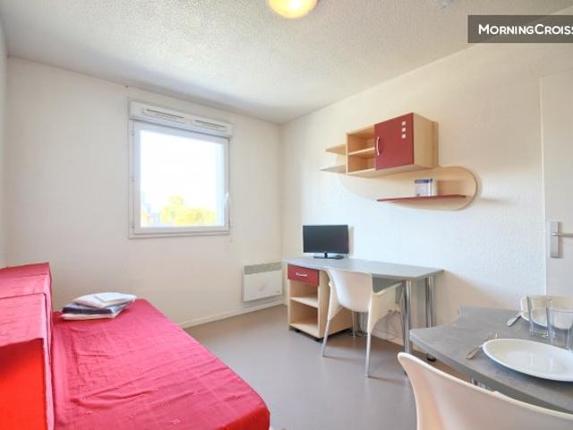 Studio meublé et équipé