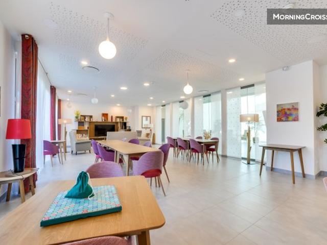 Studio meublé et équipé