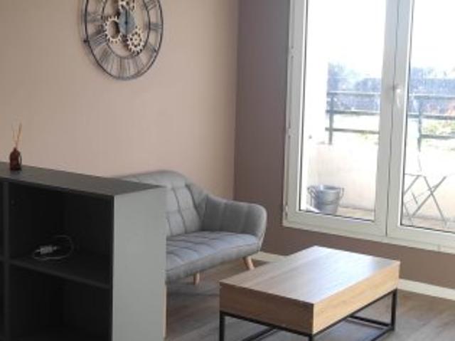 Studio meublé Elancourt