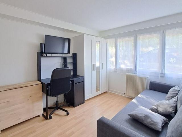 Studio meublé – Electricité comprise – Proche Facultés et Commerces