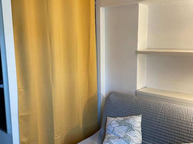 Studio meublé en centre ville cours sextuis