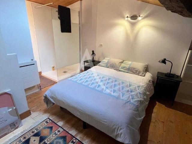 Studio meublé en centre ville de MARANS