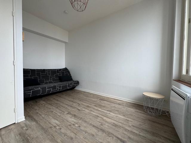 studio meublé en parfait état