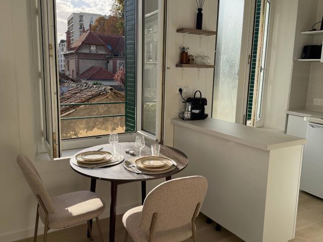 Studio meublé entièrement équipé – Hyper centre Troyes – 26 m²