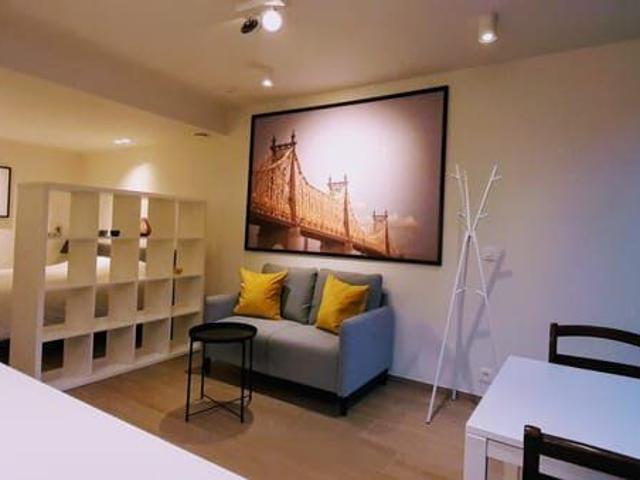 Studio meublé full équipé charges et WiFi compris