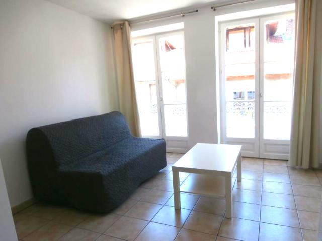 STUDIO MEUBLE HYPER CENTRE Grenoble 38000