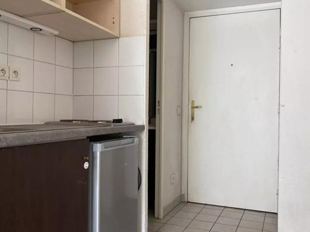 Studio meublé Lyon 7ème proximité Jean Macé