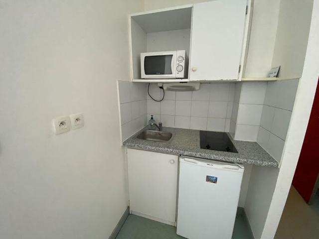 Studio meublé Poitiers – DUGUESCLIN – 24.39 m2